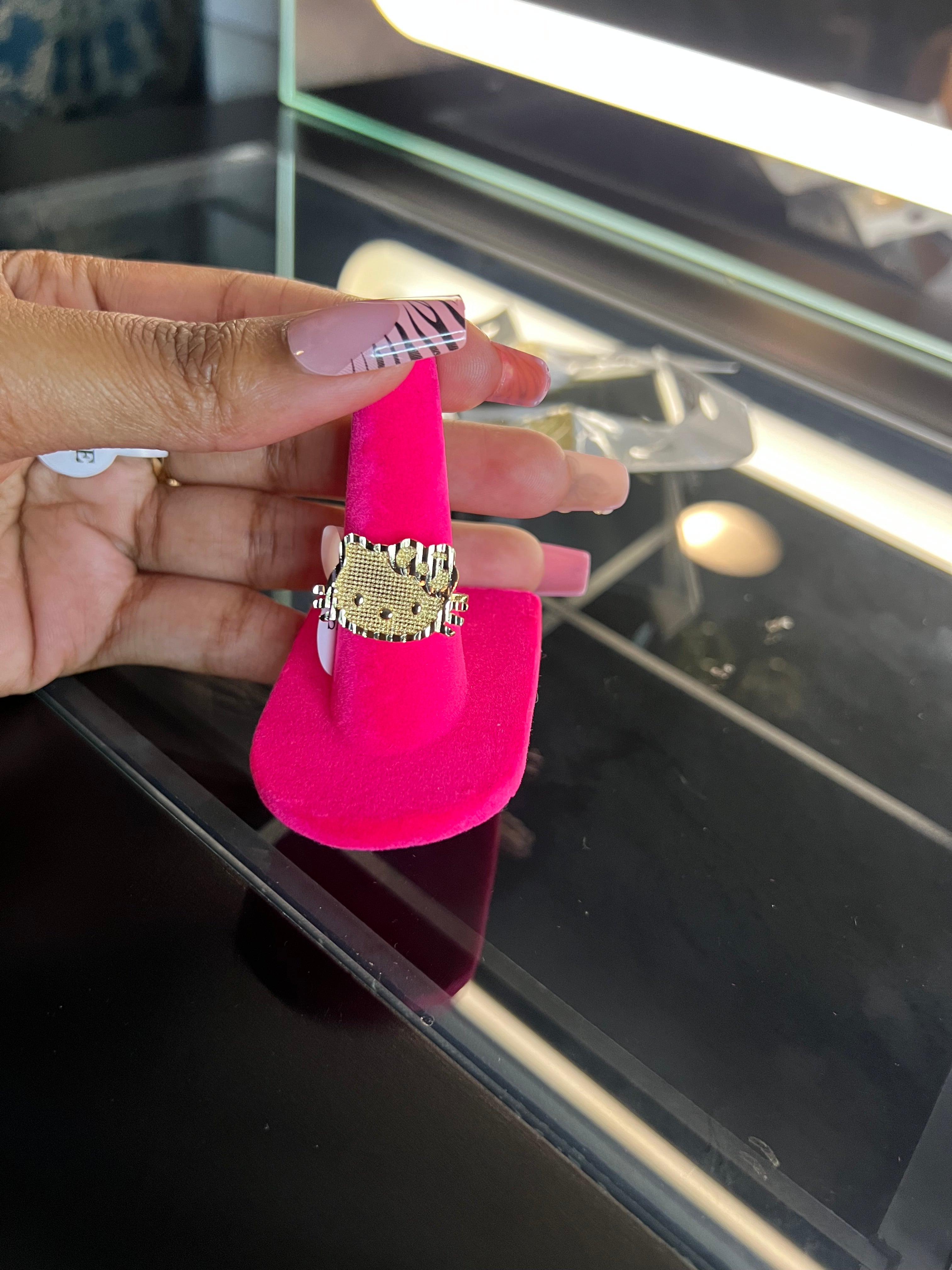 Hk ring