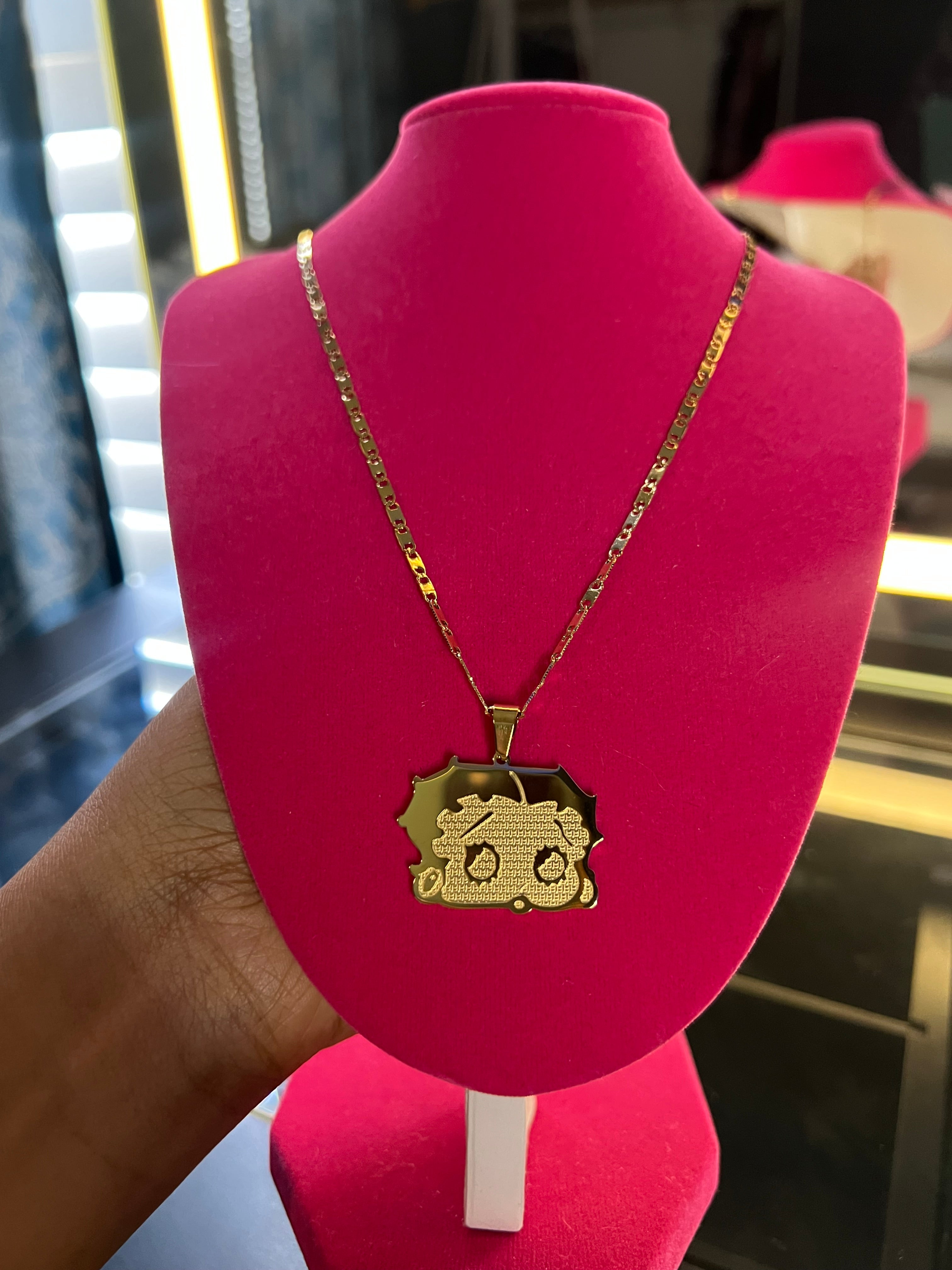 BB necklace