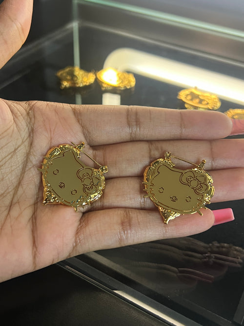 Bamboo heart kitty earrings
