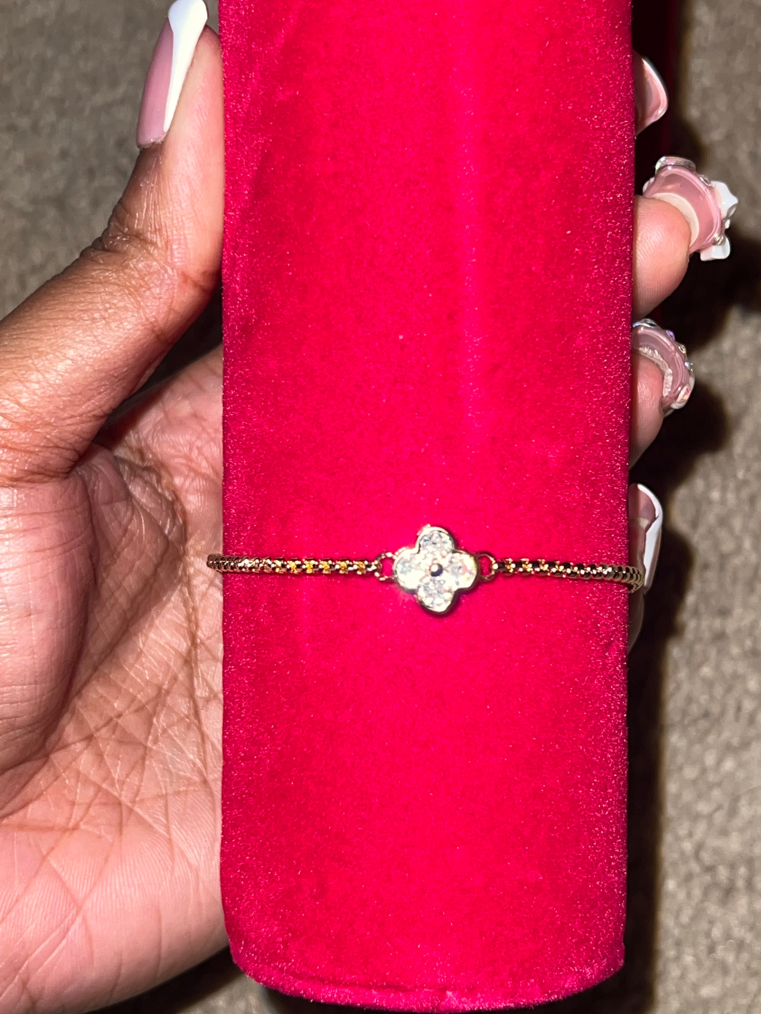 Single Flower Bling Bracelet