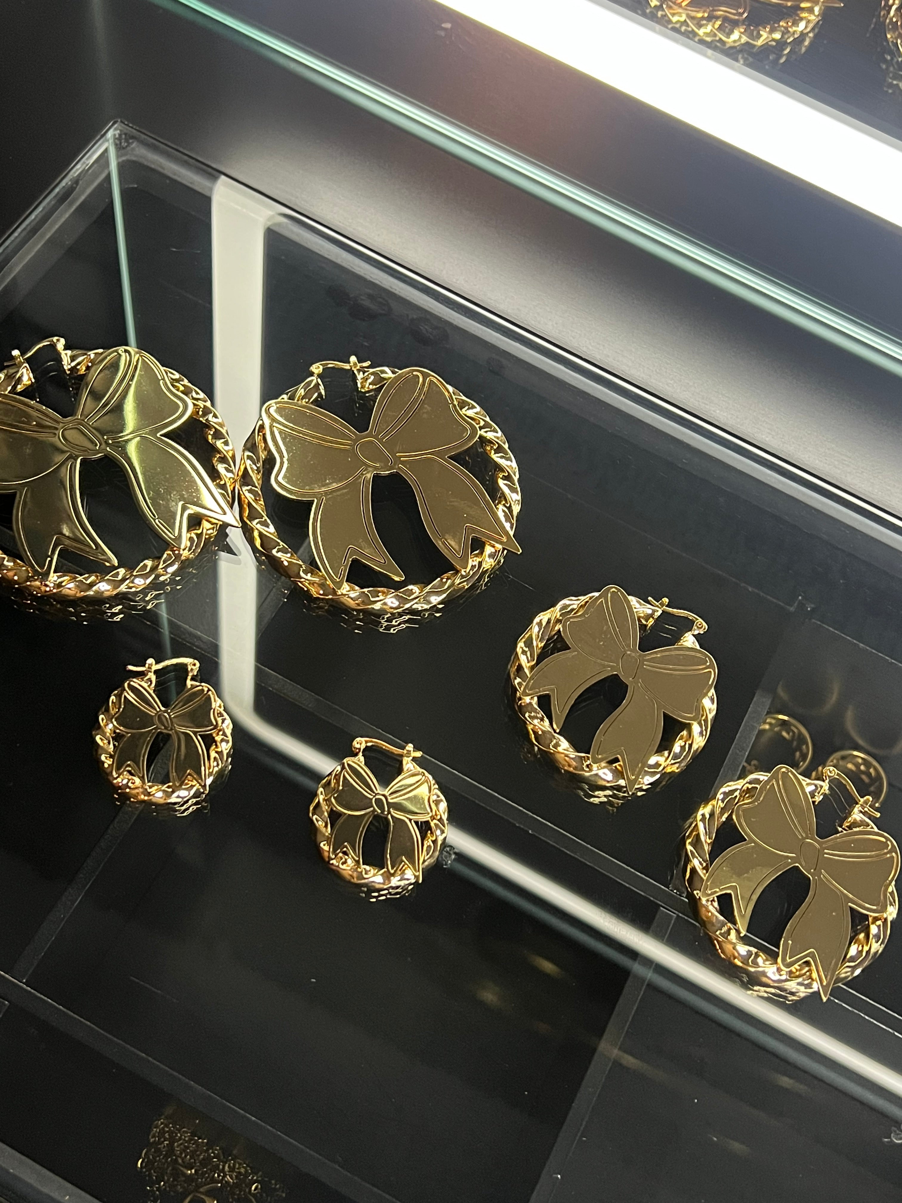 Bow hoops