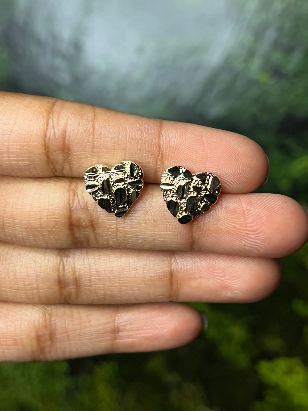 Heart nugget earrings