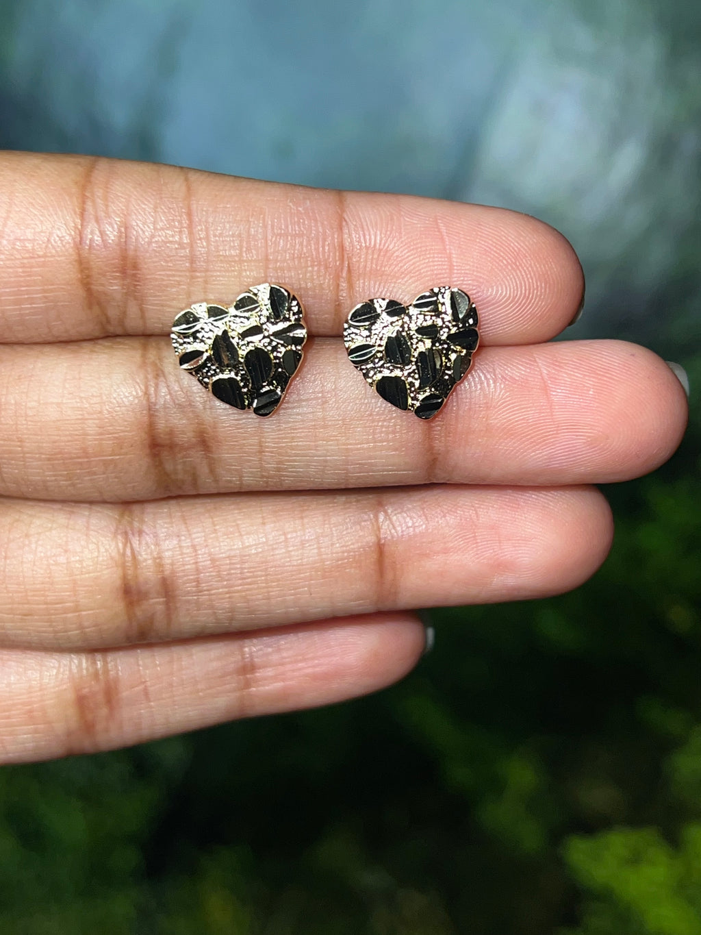 Heart nugget earrings