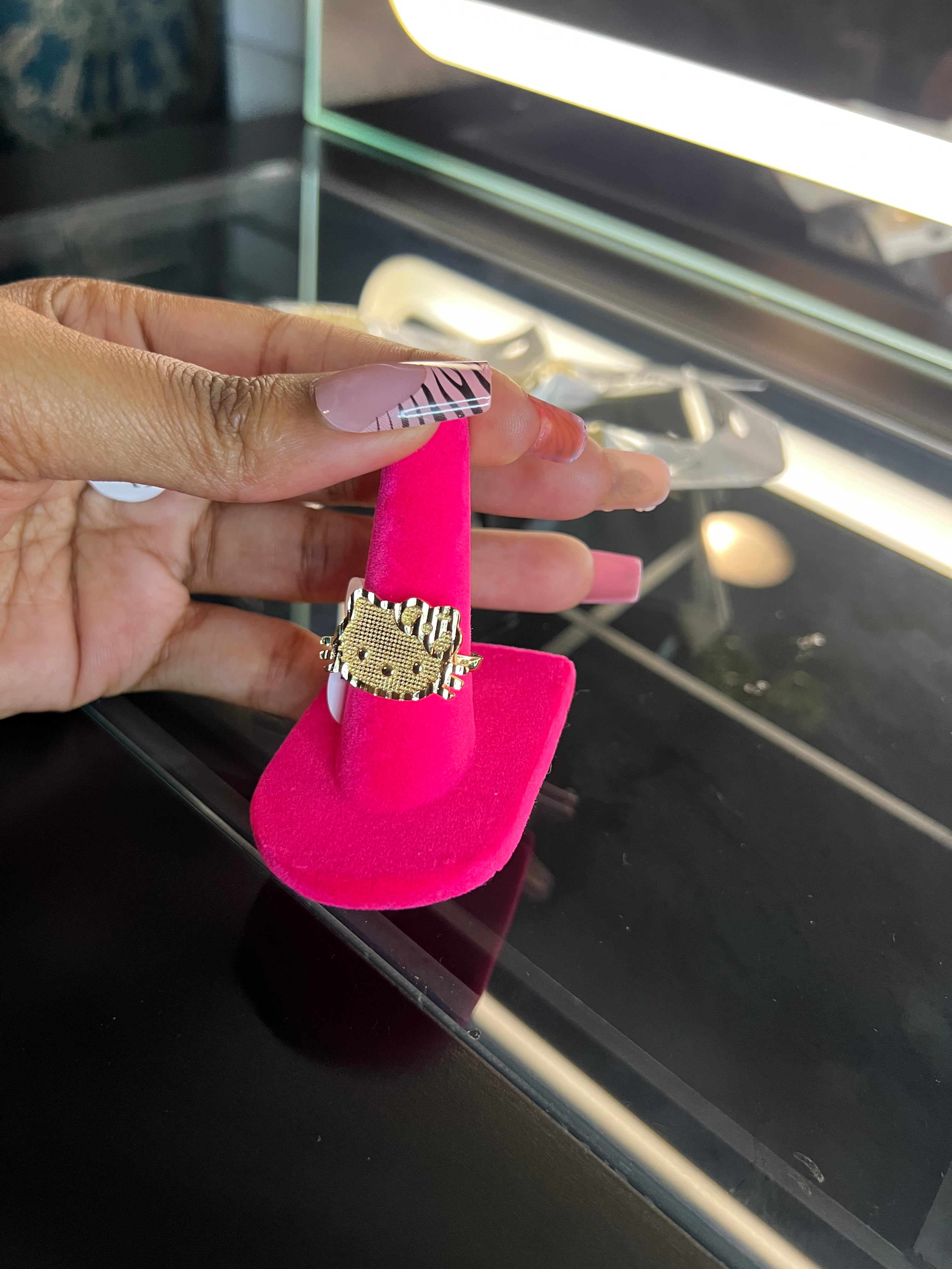 Hk ring