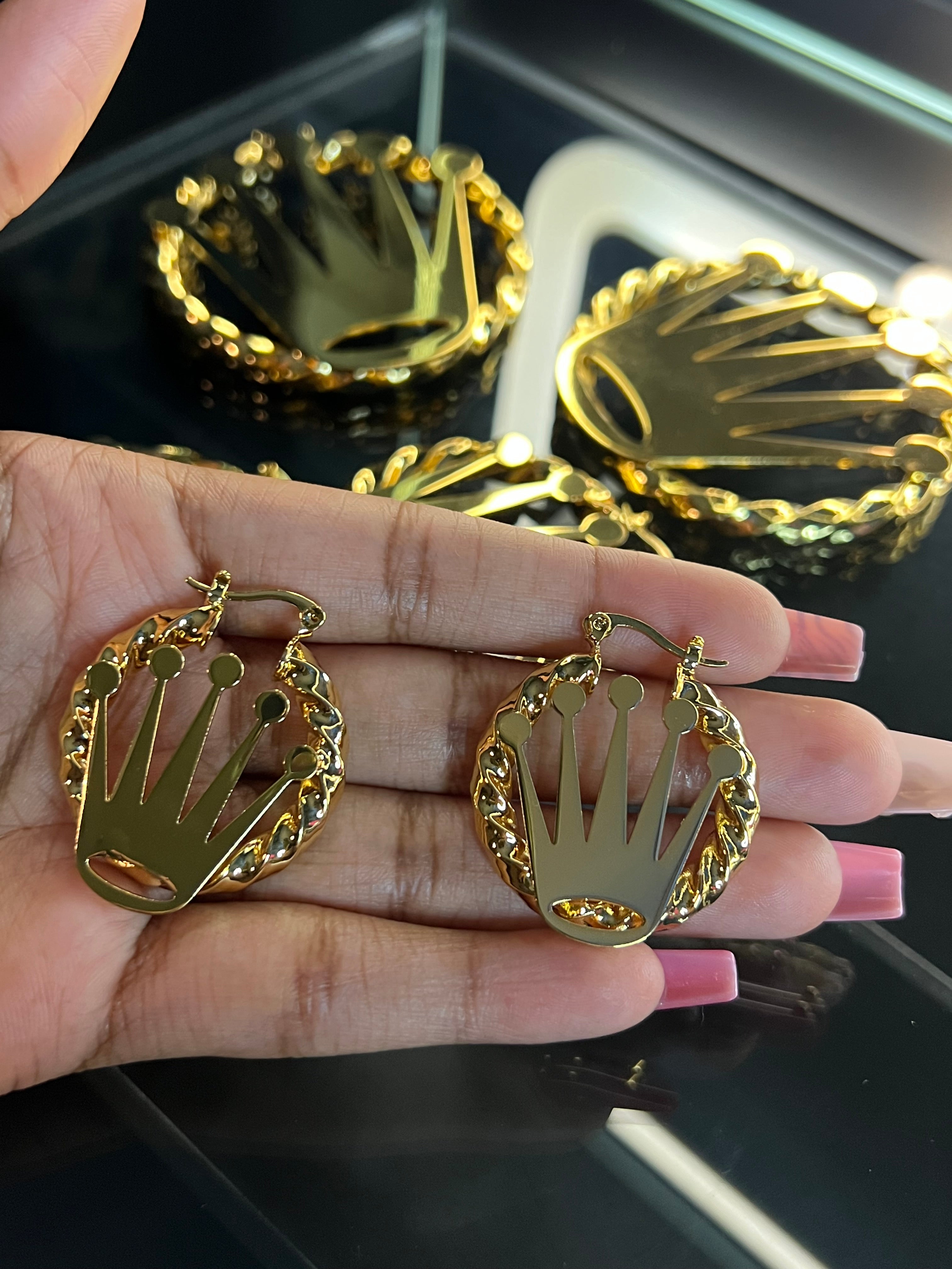 Crown hoops