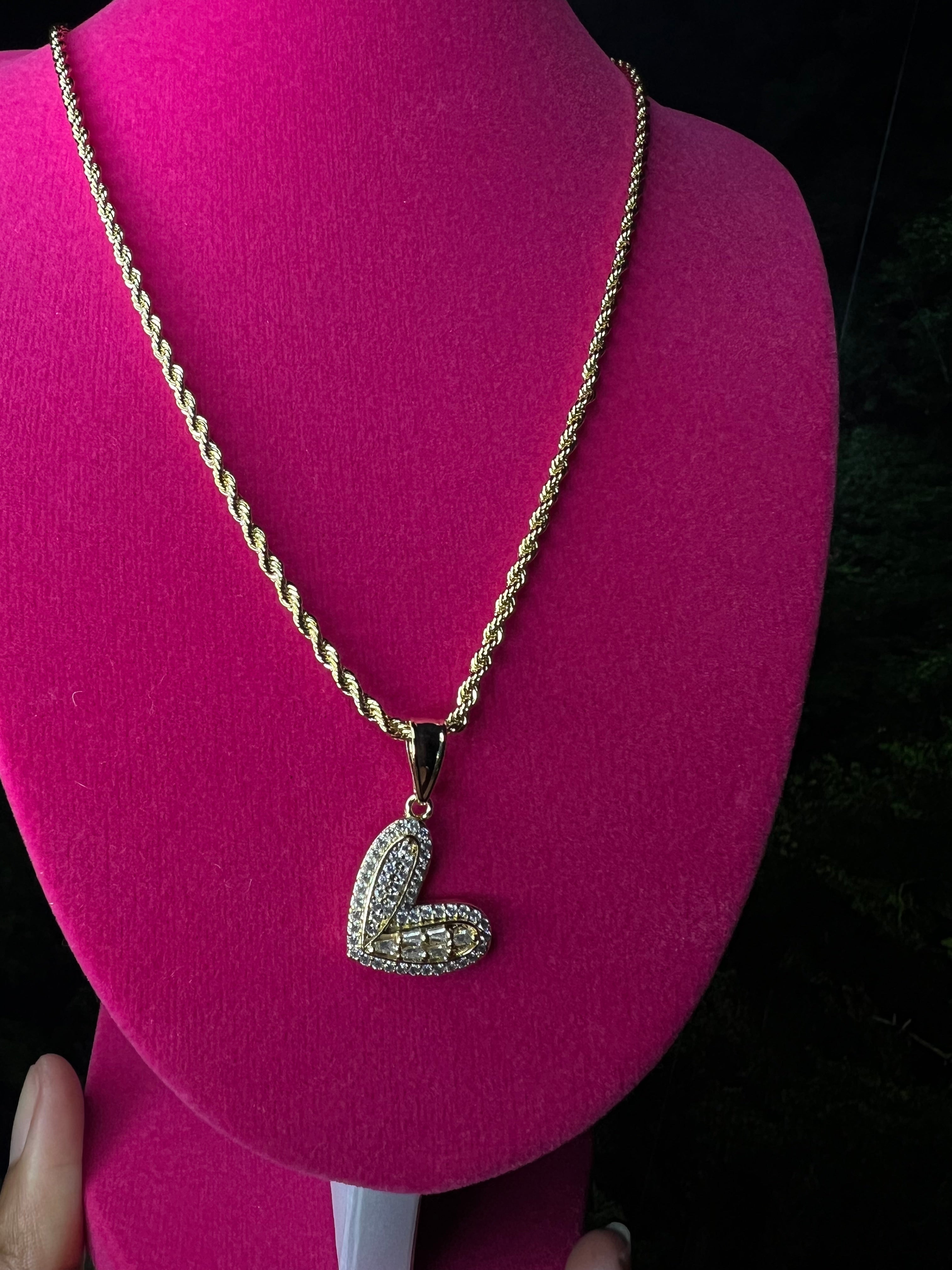 Bling heart necklace