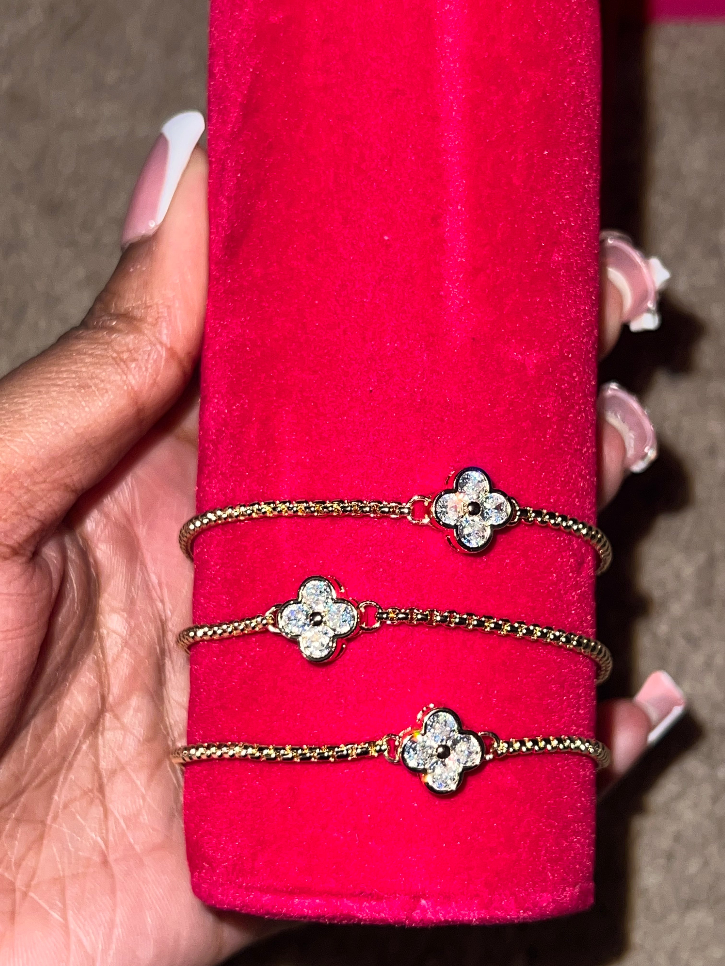 Single Flower Bling Bracelet