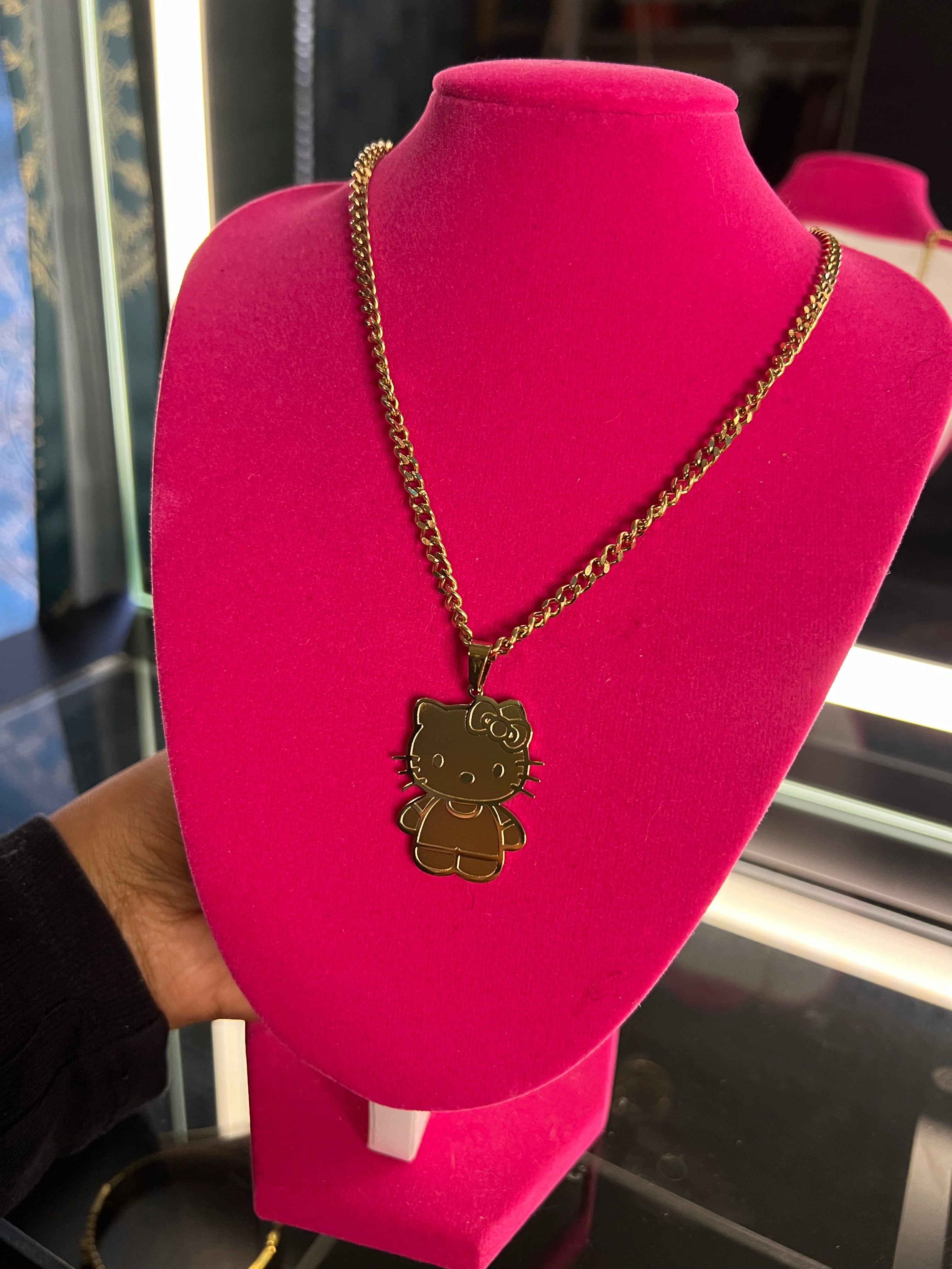 Gold kitty necklace (full body)