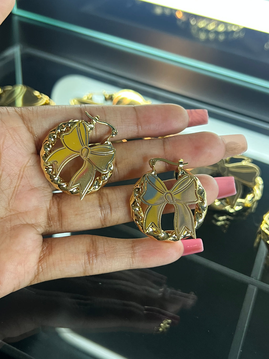 Bow hoops