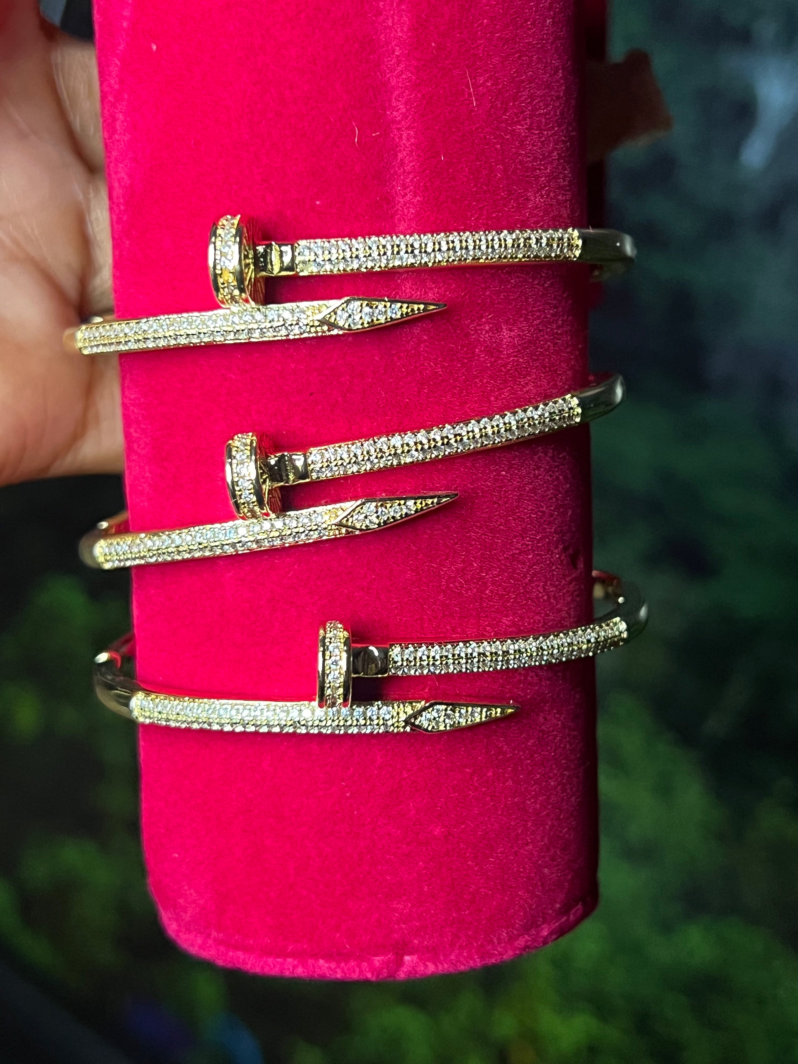 Bling nail bracelet