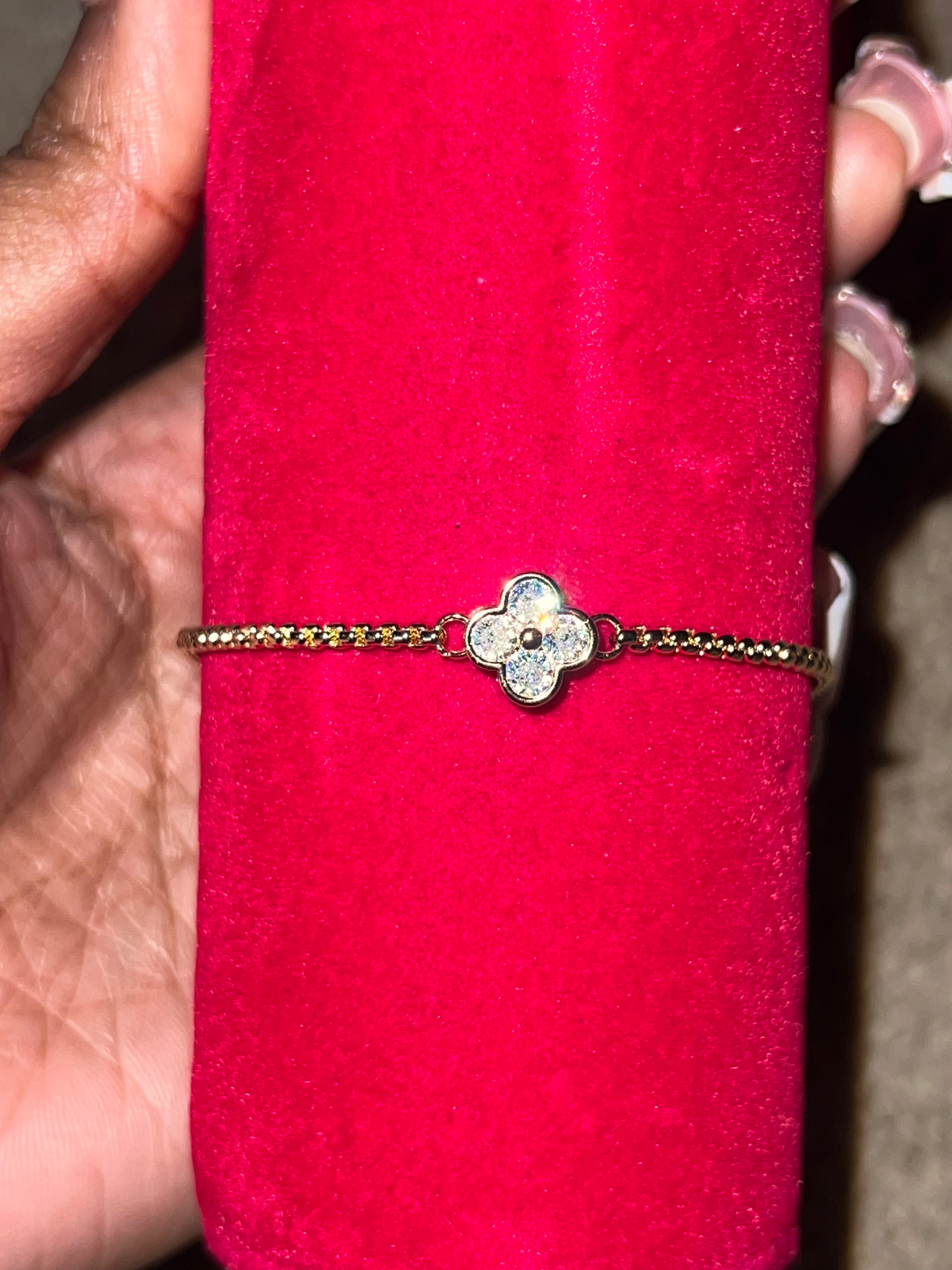 Single Flower Bling Bracelet