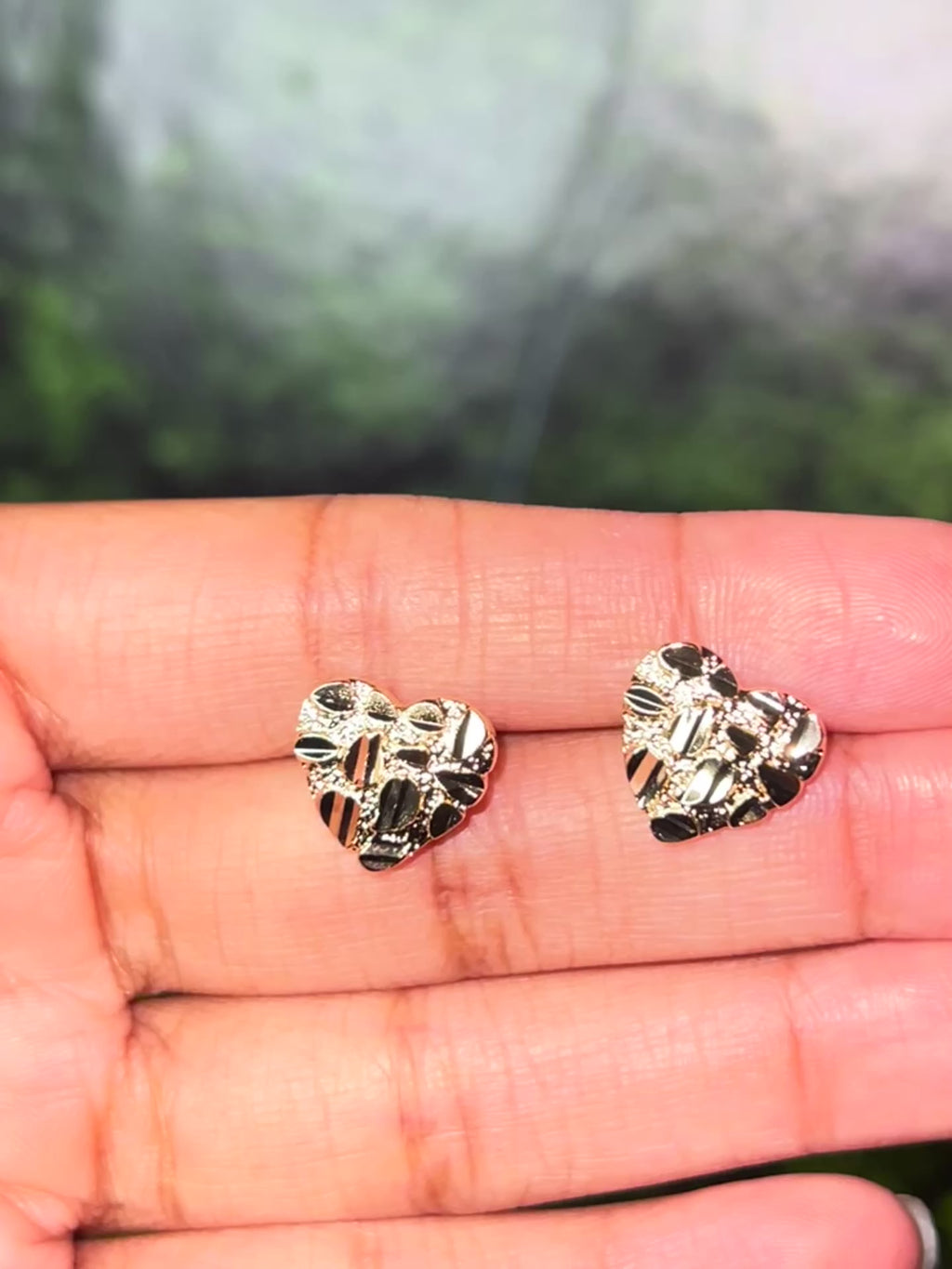 Heart nugget earrings
